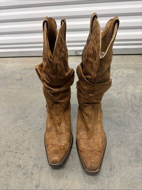 Slouchy Suede Mid-Calf Heeled Western Boots in Brown